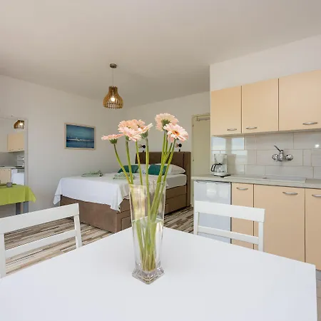 Nur 300 Meter Zum Mit Meerblick Apartmán *