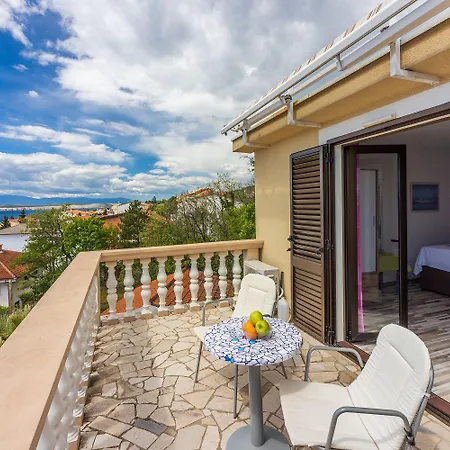 Apartmán Nur 300 Meter Zum Mit Meerblick Dramalj